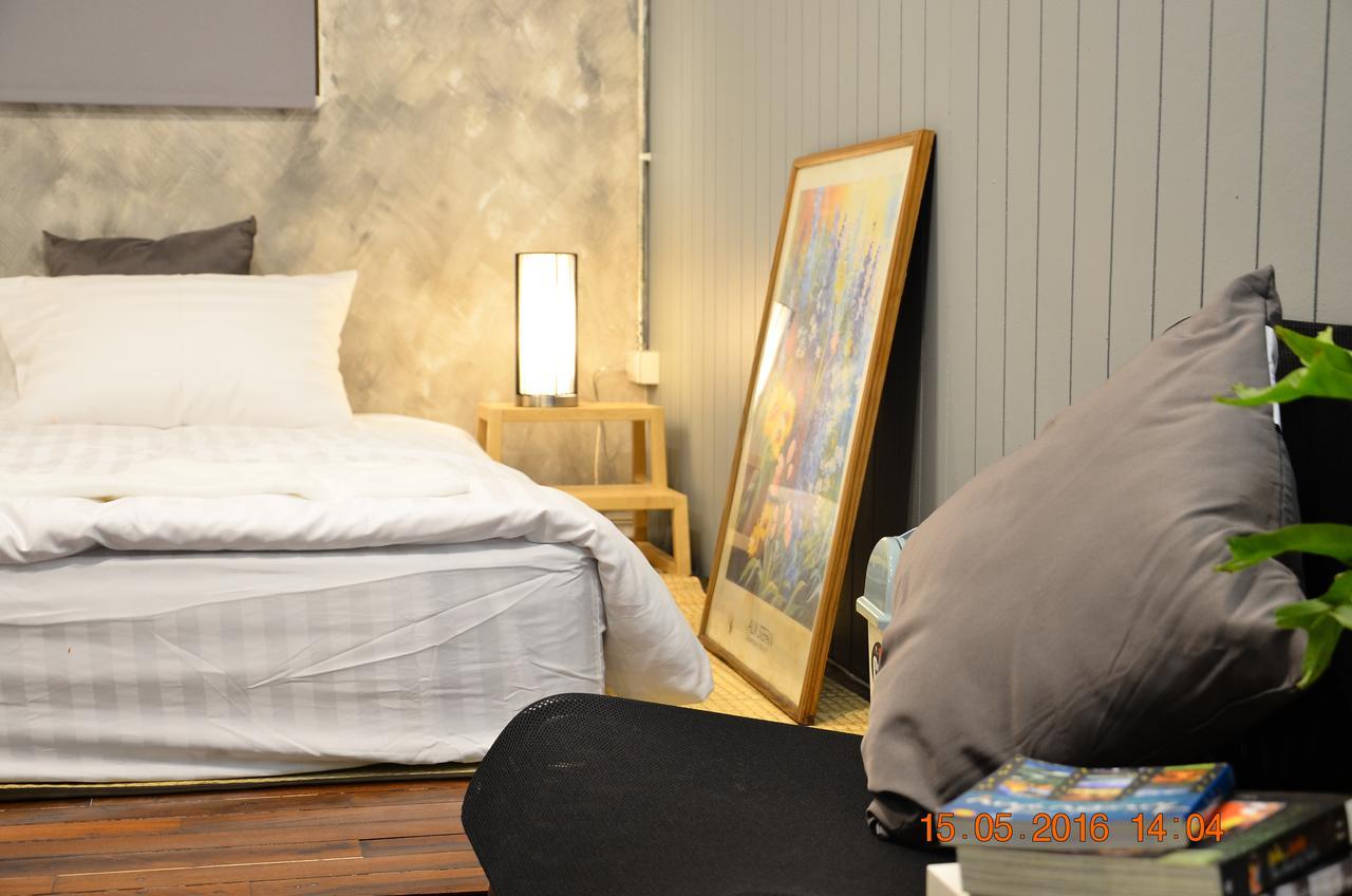 Goodfellas Thong Lo Hostel #Check In Time Needed# Bangkok Exteriér fotografie