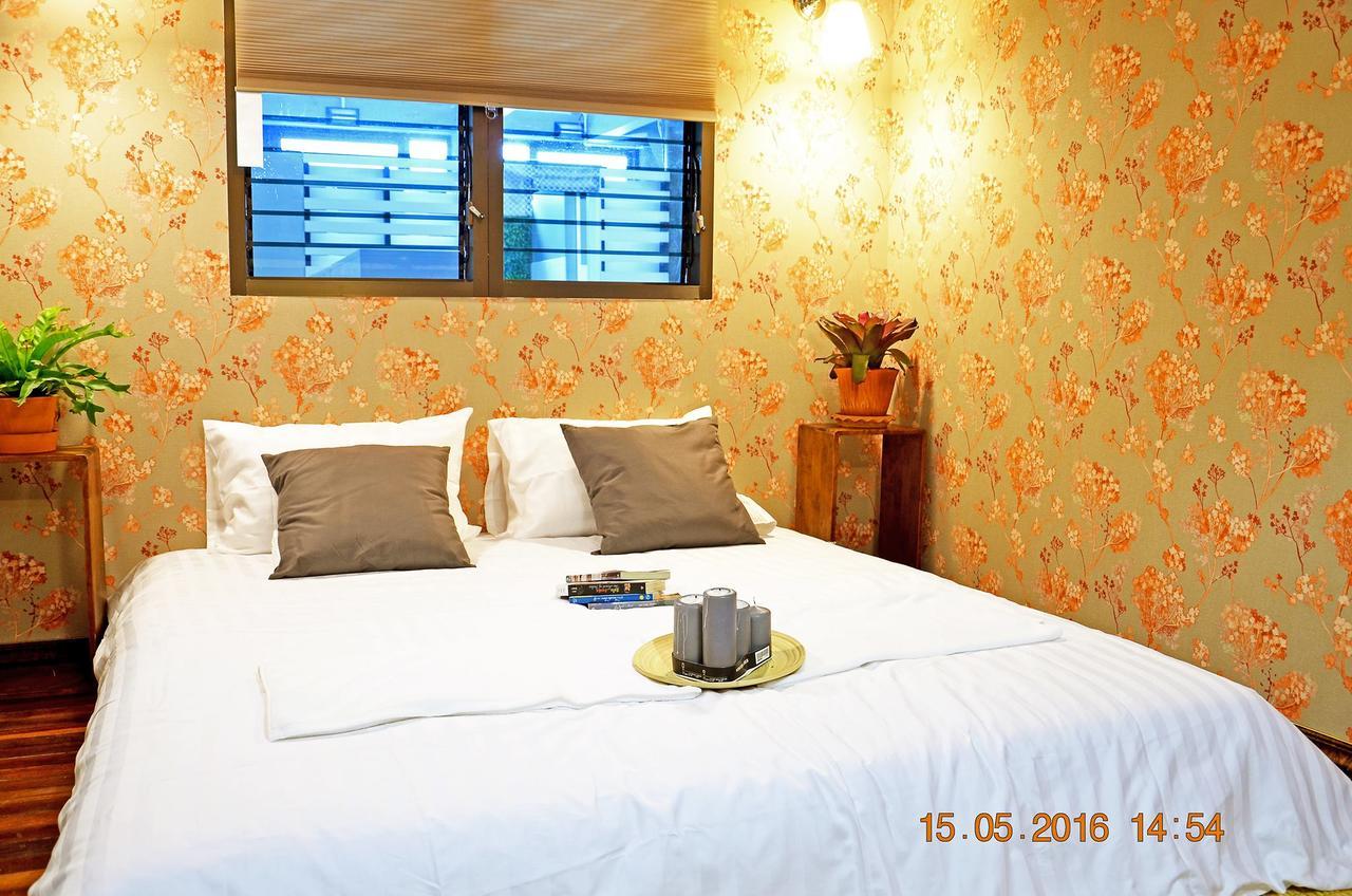 Goodfellas Thong Lo Hostel #Check In Time Needed# Bangkok Exteriér fotografie