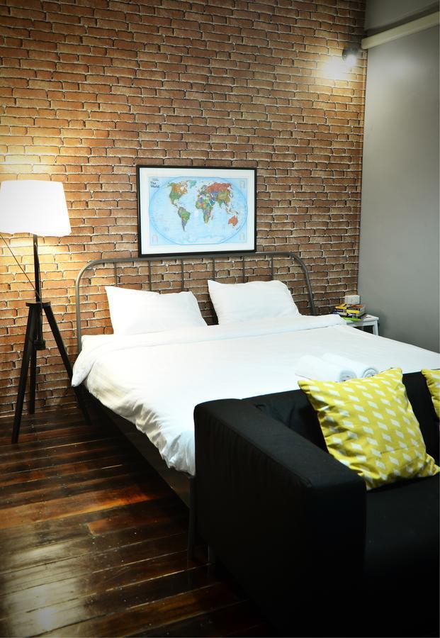 Goodfellas Thong Lo Hostel #Check In Time Needed# Bangkok Exteriér fotografie